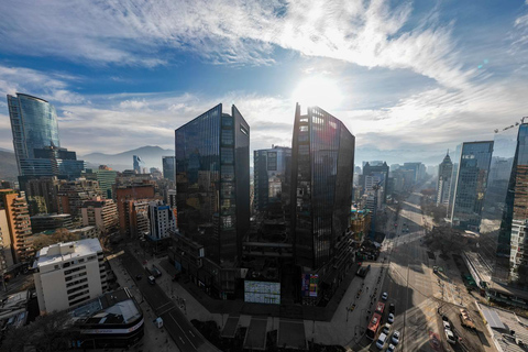 Santiago : quartier financier de Sanhattan, SkyCostanera en optionVisite privée du quartier de Sanhattan avec entrée au SkyCostanera