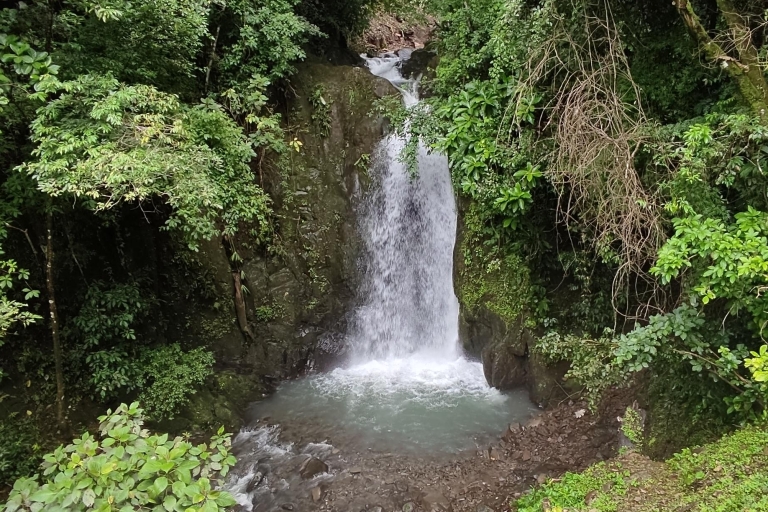 Geführte Tour zu den Wasserfällen von Filipina in Sora