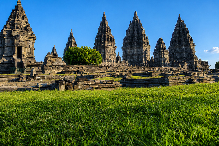 Prambanan Explore, Ramayana Ballet & Lava view (Merapi Tour) Prambanan Sunset Explore & Lava view (Merapi Show Tour)