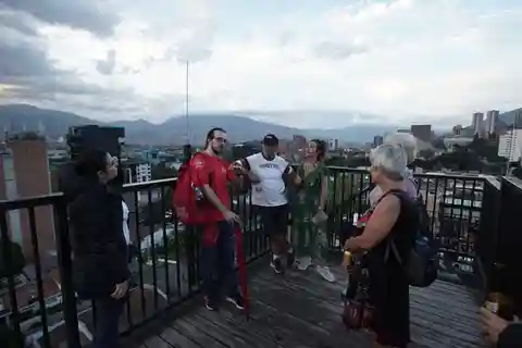 Shared Tour of "El Poblado" District in Medellin