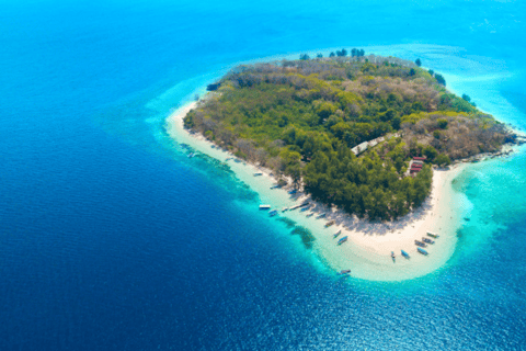 From Lombok: Full-Day Gili Gede, Rengit, & Layar Island Tour Private Tour with Meet at Harbor