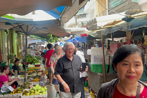 Privat matupplevelse på gatan i Ho Chi Minh-stadenPrivat tur med bil