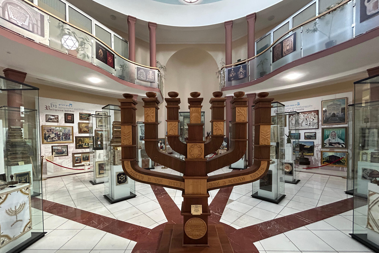 第比利斯犹太区漫步之旅：探访犹太会堂第比利斯：犹太区漫步之旅，探访犹太会堂