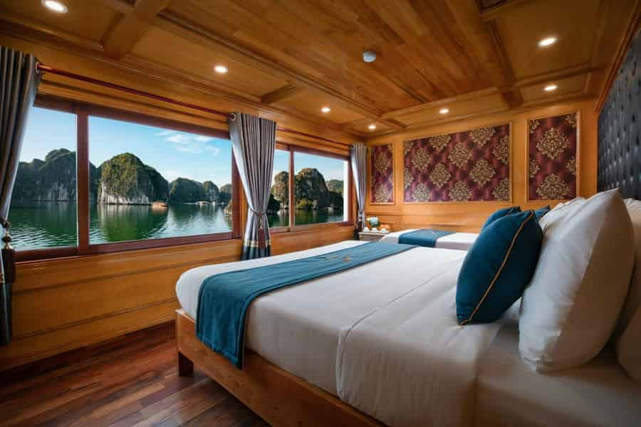 Ab Hanoi: Ha Long & Lan Ha Bay 2-tägige Kreuzfahrt mit Mahlzeiten. Foto: GetYourGuide