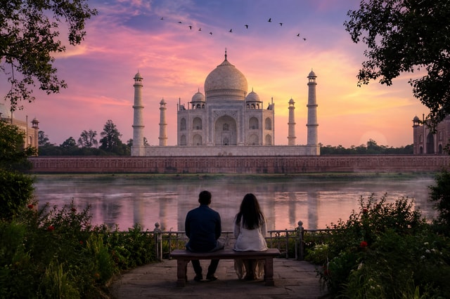 From Jaipur: Taj Mahal, Agra Fort, Baby Taj Day Trip by Car