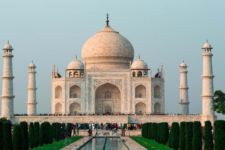 Tajmahal Tour am selben Tag mit dem Shatabdi Express