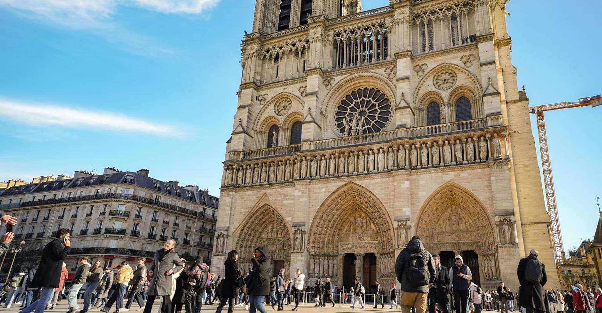 Paris: Notre-Dame Cathedral and Sainte-Chapelle Guided Tour