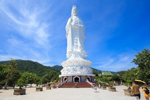 Z Hue do Hoi An przez pagodę Linh Ung w Małpiej GórzeZ Hue do Hoi An przez pagodę Linh Ung w Małpim Marmurze