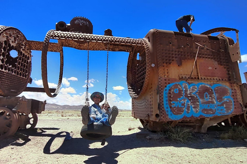 Excursão de um dia ao Salar de Uyuni com almoço e pôr do sol