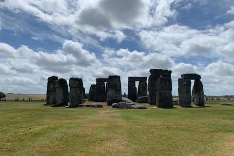 From London : Private Stonehenge & Bath Day Trip