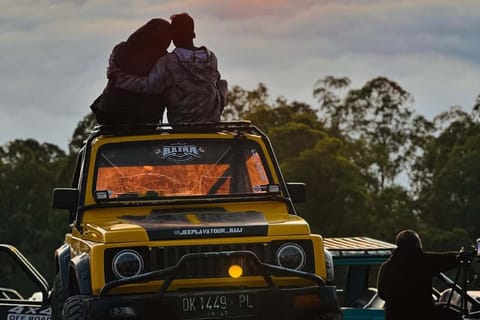 Bali: Mount Batur Sunrise Jeep Tour with Pickup and Drop-Off