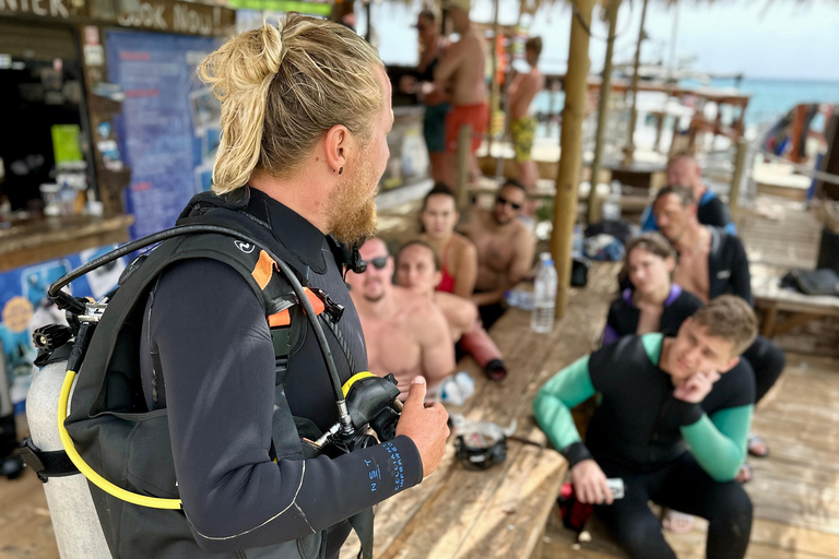 Protaras: Turtle Bay Introduction and Safari Dive Combo