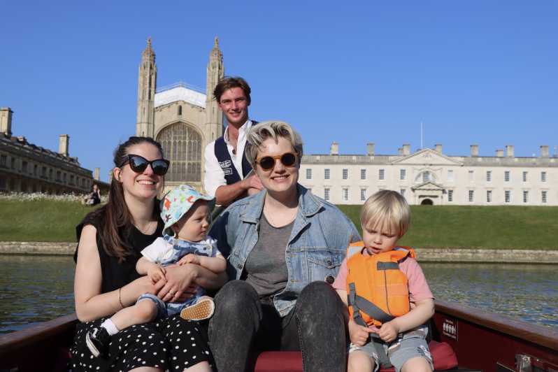 Cambridge: Shared Chauffeured Punting Tour