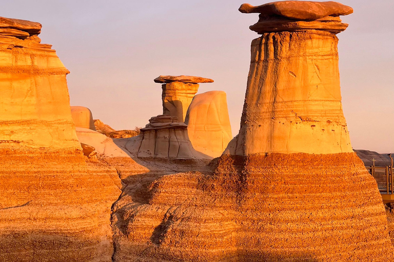 Day of Dinosaurs and Hoodoos From Calgary to Drumheller