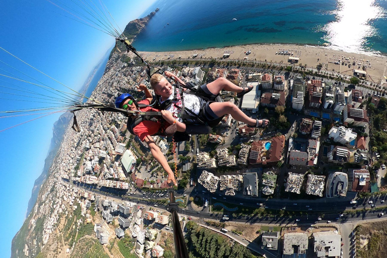 Alanya Paragliding over Cleopatra Beach with Transfer