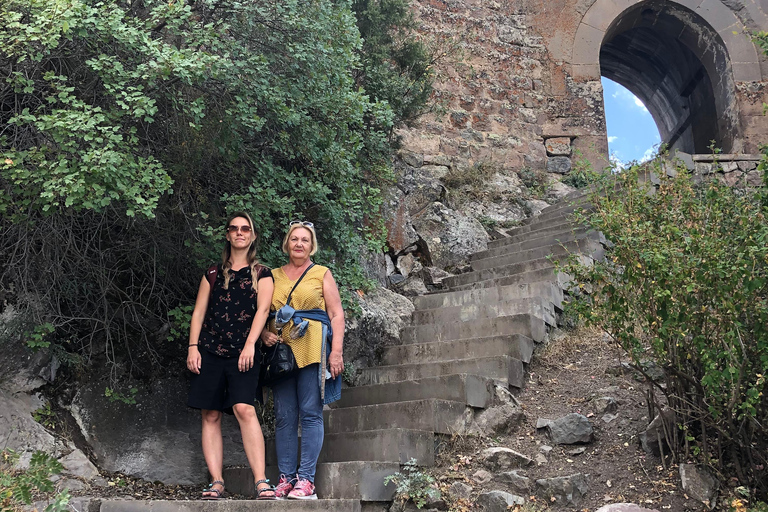 Yerevan: Silk Road Jeep Tour with Lake Sevan & Noravank