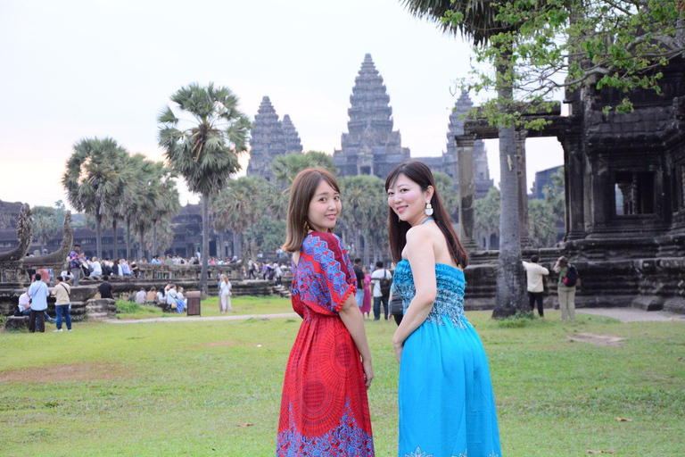 Siem Reap:Angkor Wat Photoshoot ❤️ Wedding birthday Angkor Wat: Wedding Anniversary Shooting