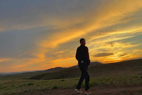 Ulaanbaatar: Guided Hiking Tour with Local Guide