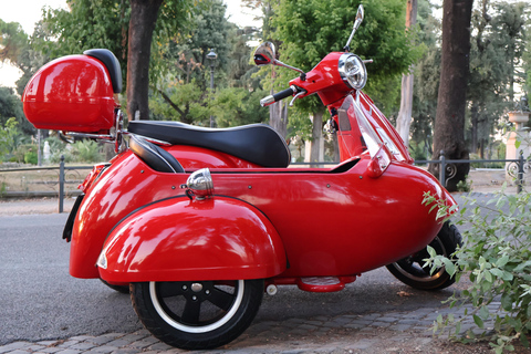 Roma: Tour in Vespa Sidecar con servizio di prelievo in hotel