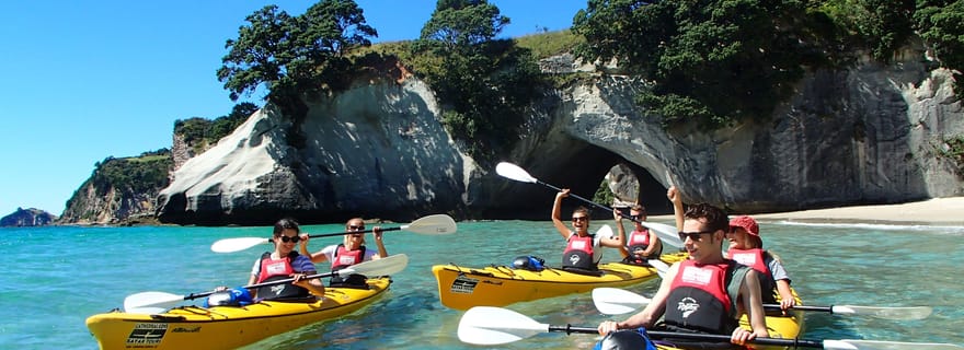 Hahei : excursion en kayak à Cathedral Cove (rafraîchissements inclus)