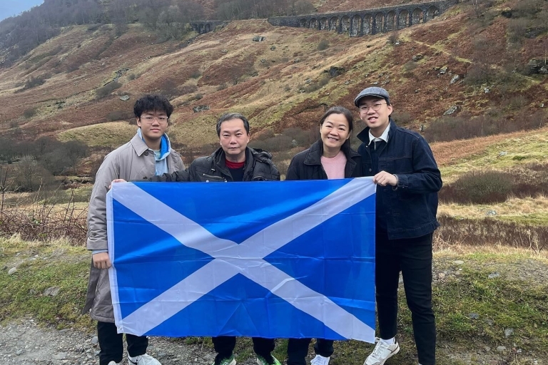 From Edinburgh: Glenfinnan, Fort William, & Glencoe Day Tour