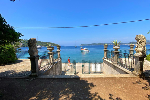 من دوبروفنيك: جولة بالقارب من دوبروفنيك: جولة على متن قارب &quot;هوب أون هوب أوف&quot; في جزر إيلافيتي