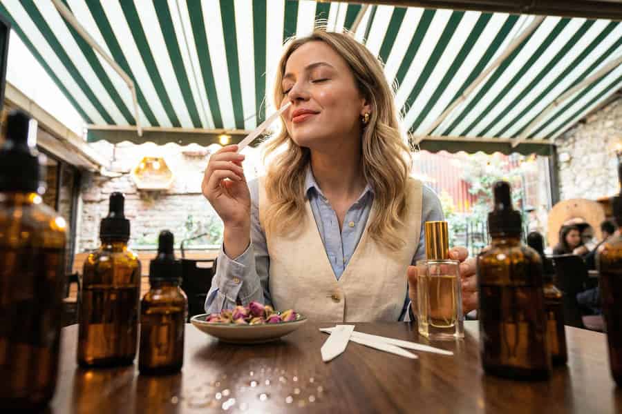 Istanbul: Parfüm-Workshop in einem alten Herrenhaus, über 80 Öle. Foto: GetYourGuide Istanbul: Parfüm-Workshop in einem alten Herrenhaus, über 80 Öle. Foto: GetYourGuide