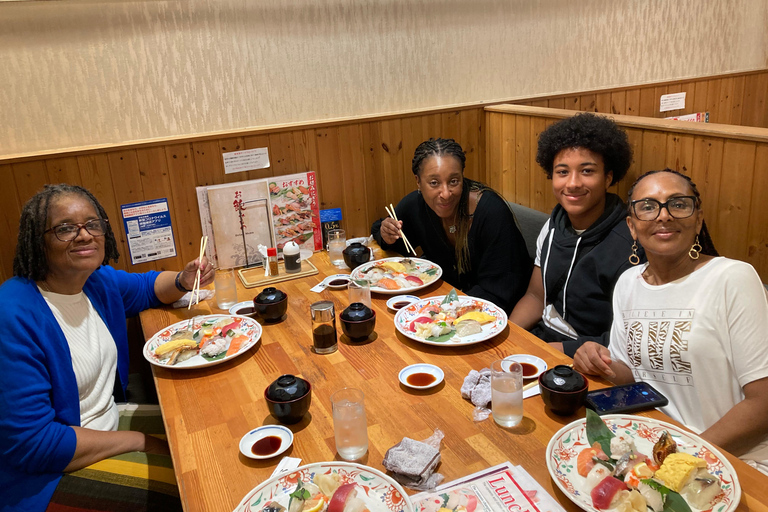 Kyoto: Private Tour with Licensed Guide & Vehicle Regular Car (Up to 2)