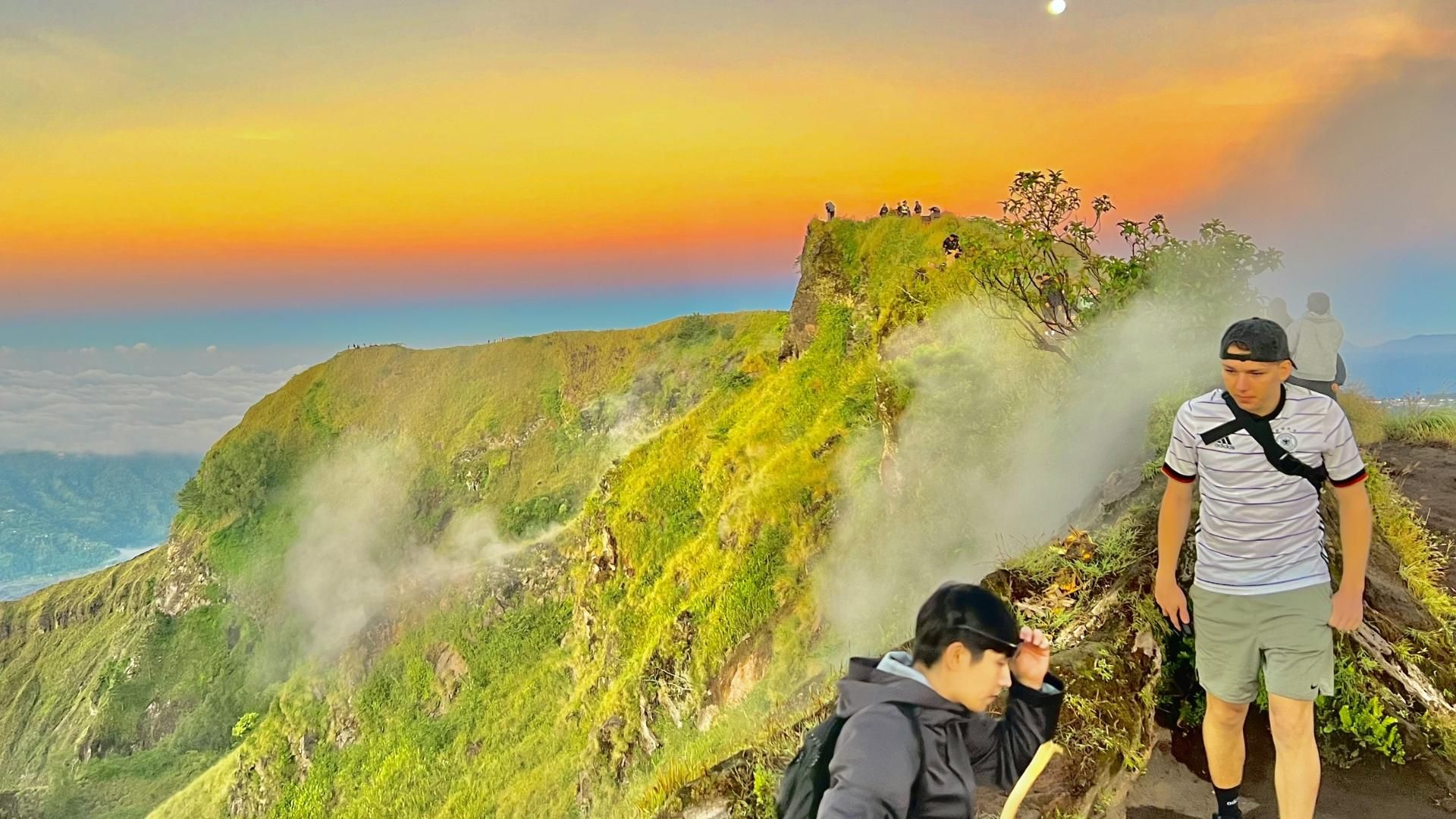 Bali: Sonnenaufgangswanderung mit Frühstück, Abholung und bestem Guide