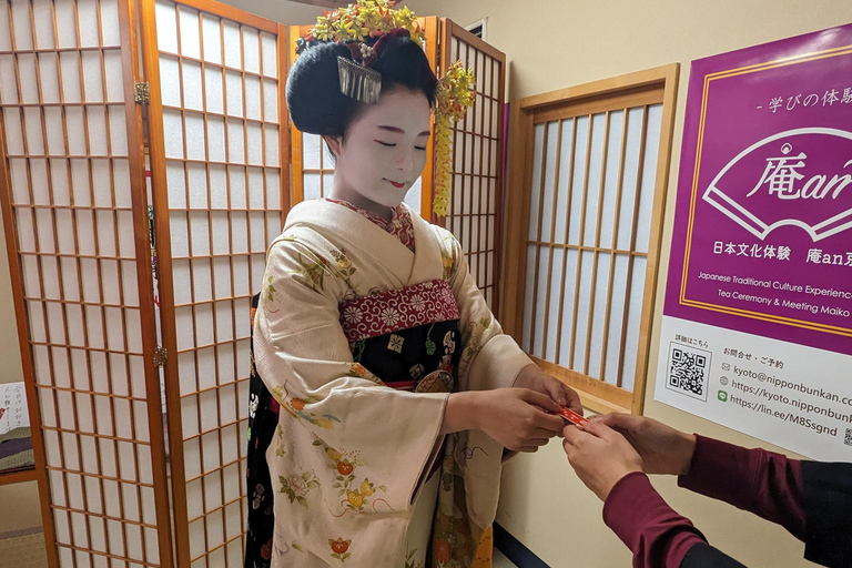 Tea Ceremony with Maiko Premium