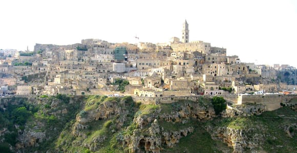 Matera: Private Sassi Cave Home & Eat Like a Local