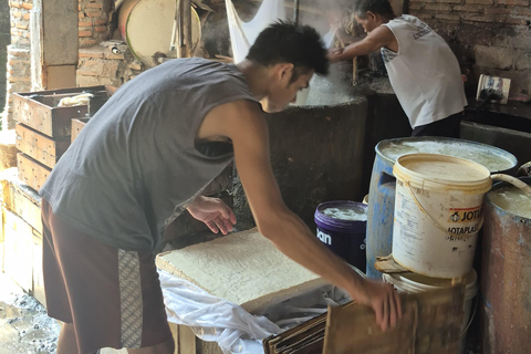 Cykla till Plaosan-templet, lokal industri och batikkonsttur