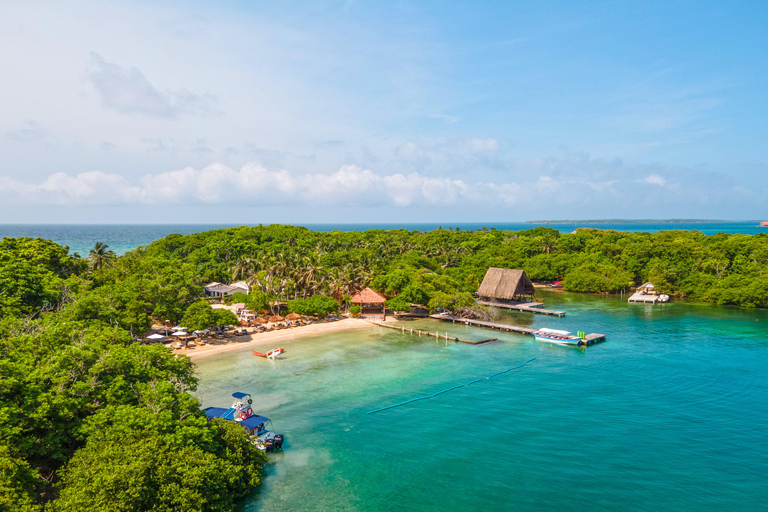 Cartagena: Bootsfahrt zu den Islabela-Inseln mit Mittagessen und Cocktail