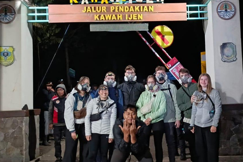 Bali or Banyuwangi: Mount Ijen Blue Fire Hiking Bali to Mount Ijen and back to Bali