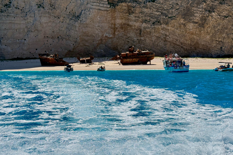 Zakynthos: Private Cruise via South, West & Shipwreck Beach
