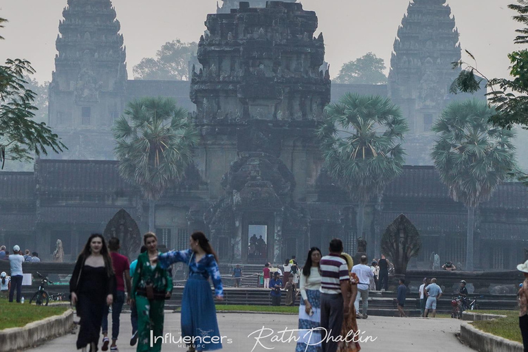 Excursión de 2 días a los Templos Unfoggetable de Siem Reap con salida/puesta de solVisita compartida