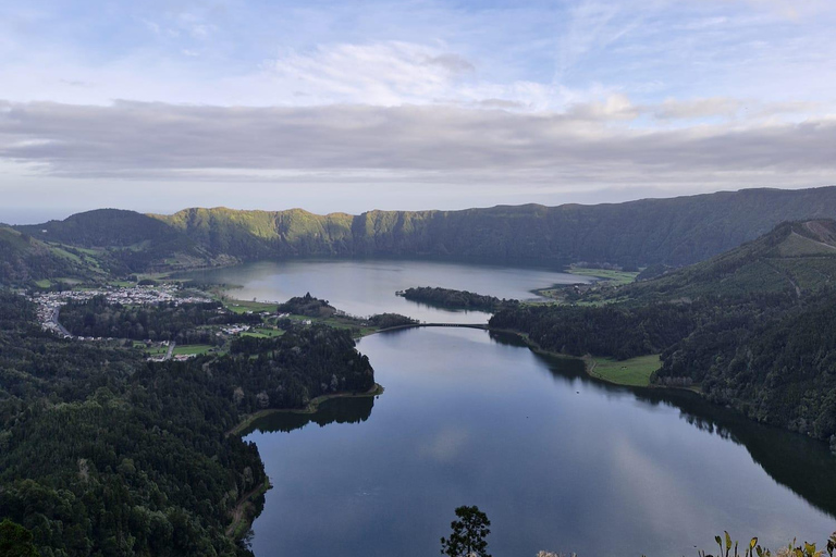 Sete Cidades and Lagoa do Fogo: tour of iconic lagoons and viewpoints