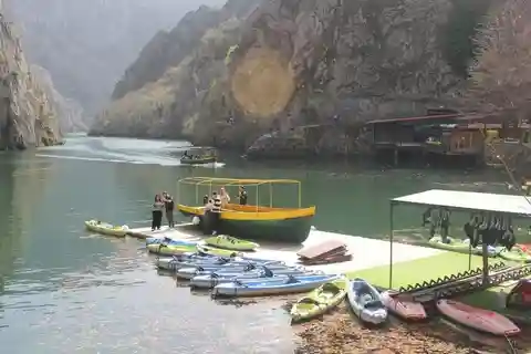 Skopje: Halbtagestour durch die Matka-Schlucht und das Vodno-Gebirge