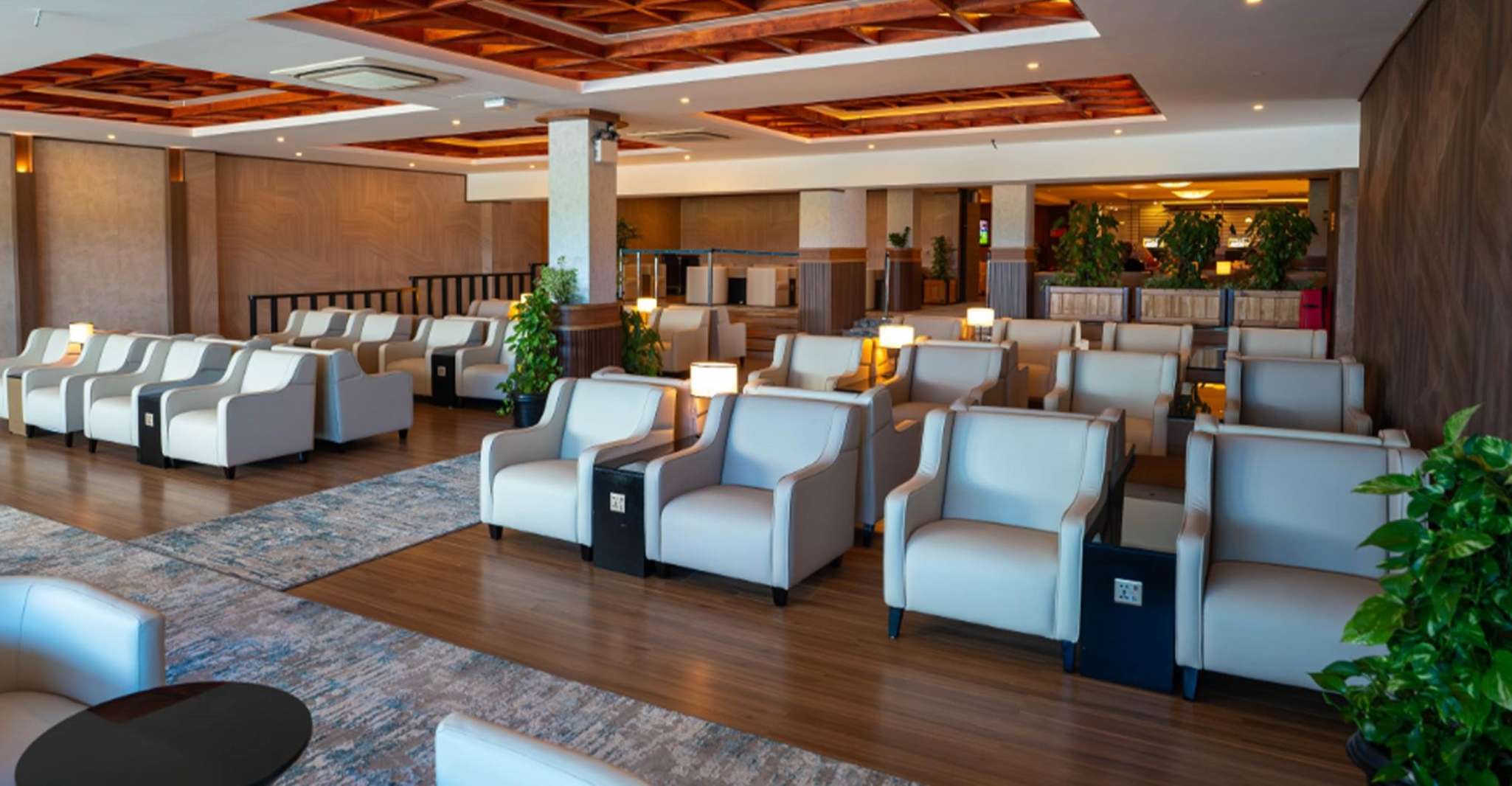 Local Airport, Lounge Access - Housity