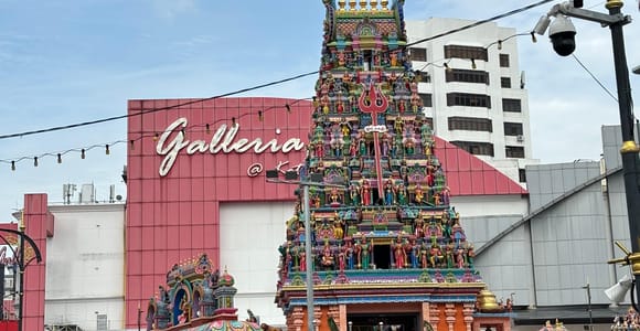 Johor Bahru: Hop-On Hop-Off City Tour with Guide