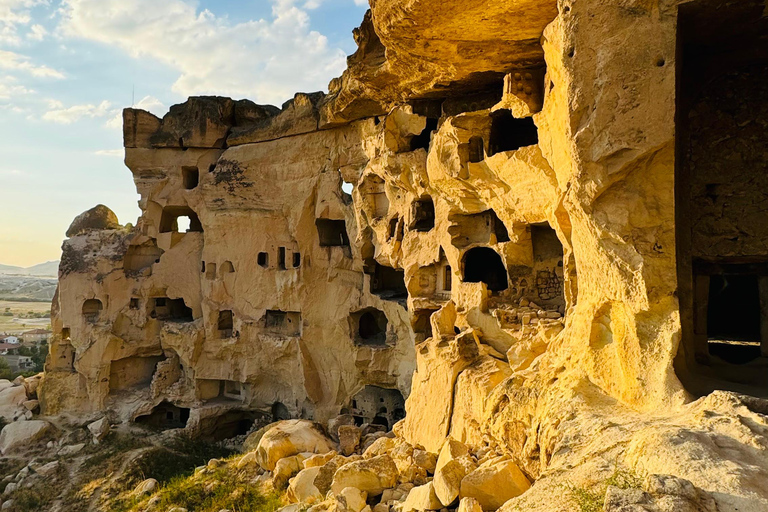 Istanbul: Cappadocia 2-Day Tour with Flights and Transfers