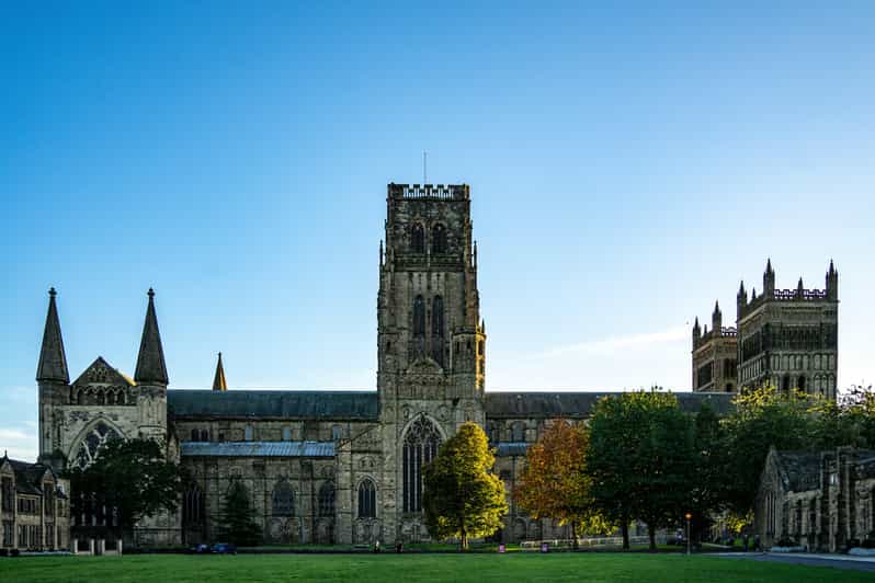 Durham: passeio privado a pé com guia durante todo o dia