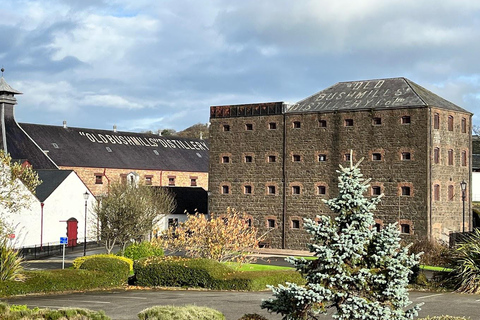 From Belfast: Giants Causeway & Bushmills Whiskey Tour