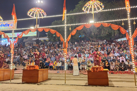 From Delhi: Varanasi Overnight Tour with Train & Boat Ride