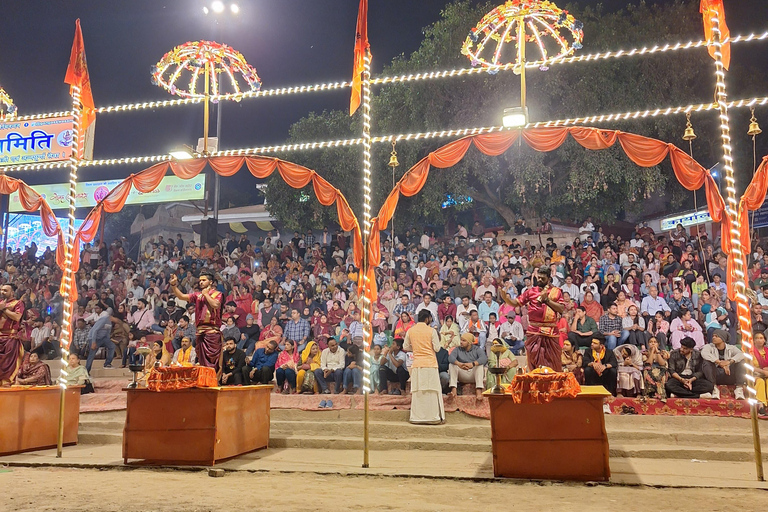Vanuit Delhi: Varanasi-overnachtingstour met trein- en boottochtVanuit Delhi: Varanasi met overnachting, trein en boottocht