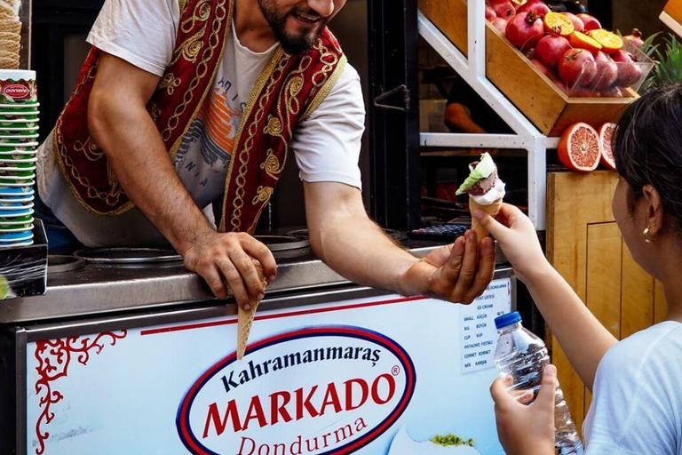 Istanbul: Guided Food Walking Tour with Tastings