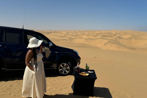 Walvisbay: Sandwich Harbour 4x4 Tour-Unparalleled Experience