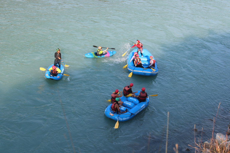 Pokhara halvdag vitt vatten: Rafting i övre SetiPokhara äventyr