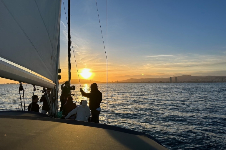 Barcelona: Two Hour Exclusive Private Sailing Trip Private Tour