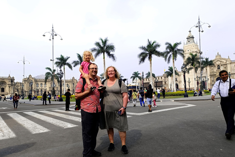 Lima: Pachacamac Complex+ City tour &amp; Catacobms+ Local LunchLima: Pachacamac + City tour &amp; Catacobms